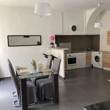 Bienvenue Chez Shiva Διαμέρισμα Châteauneuf-du-Pape Εξωτερικό φωτογραφία